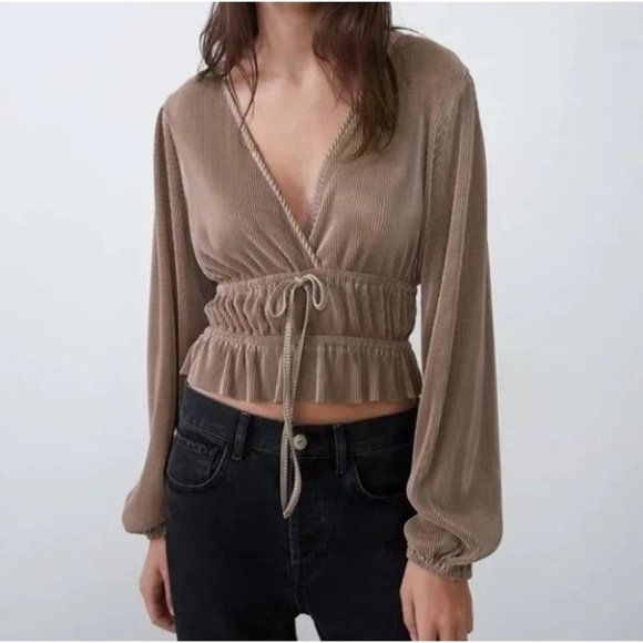 Zara Pleated V Neck Top - S - Picture 1 of 5